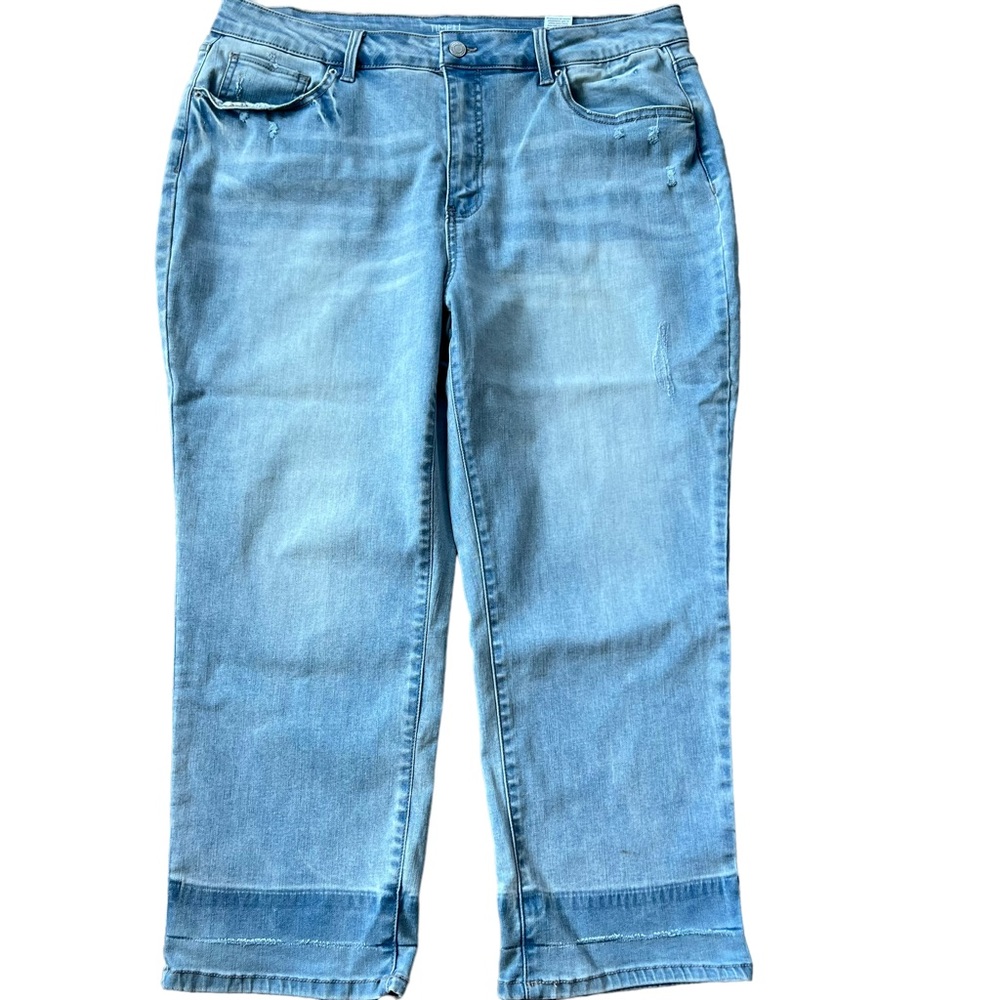Time and Tru Jeans Size 18 Distressed light wash